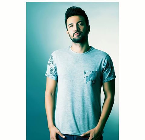 Global müzik yıldızları, teklif yağmuruna tuttu !